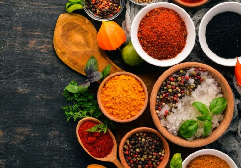 Discover the Benefits and Uses of Spicy Herbs in Your Culinary Adventures