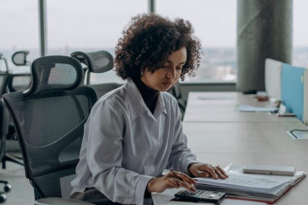 The Benefits of Outsourced Bookkeeping: Saving Time, Cutting Costs, and Easing Stress